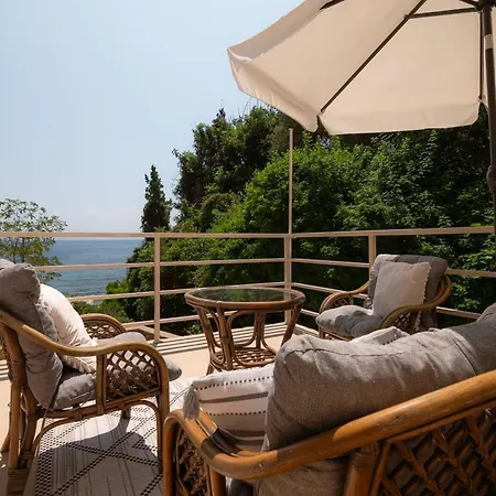 Mikalef * Perama (Corfu)