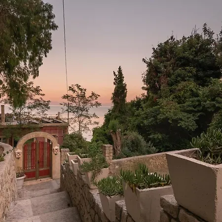 Mikalef Perama (Corfu)