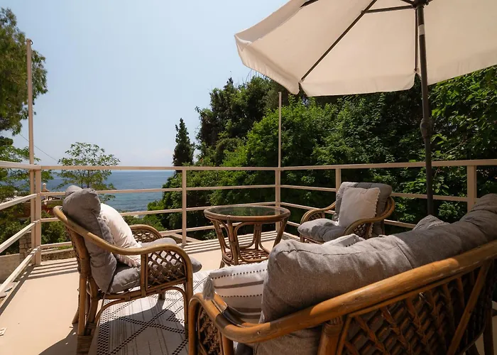 Mikalef * Perama (Corfu)