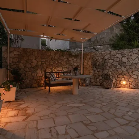 Mikalef * Perama (Corfu)