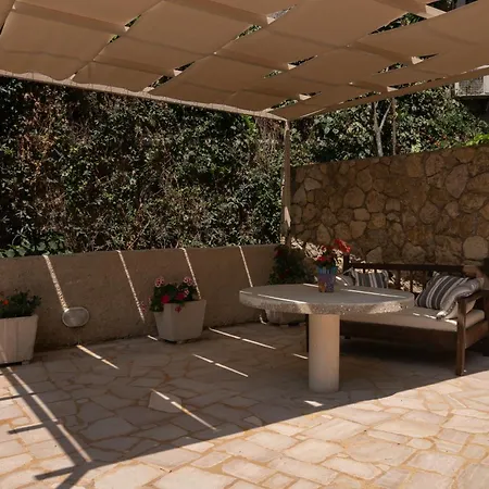 Vila Mikalef Perama (Corfu)